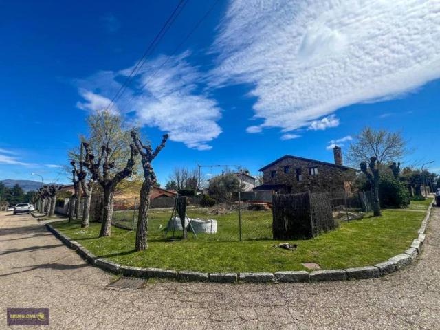 Terreno en venta en Lozoyuela-navas-sieteiglesias, Madrid