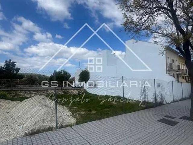 Terreno en venta en Lucena, Andalucía