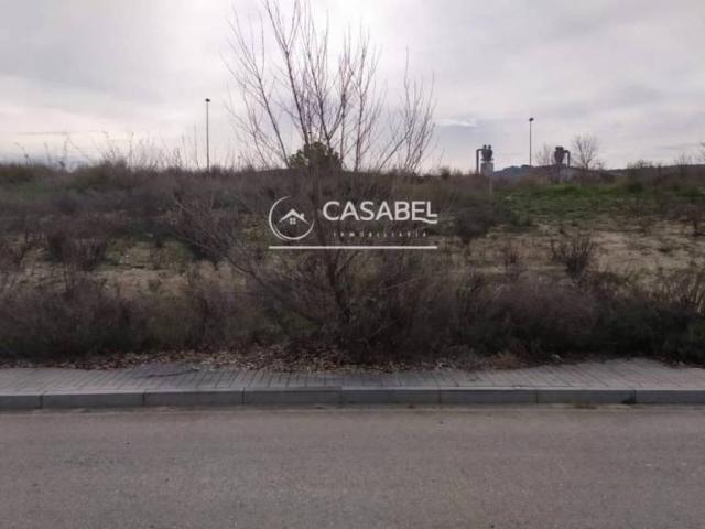 Terreno en venta en Lucena, Andalucía