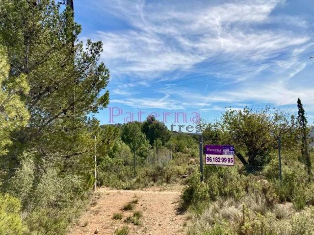Terreno en venta en La Hoya de Buñol, Valencia