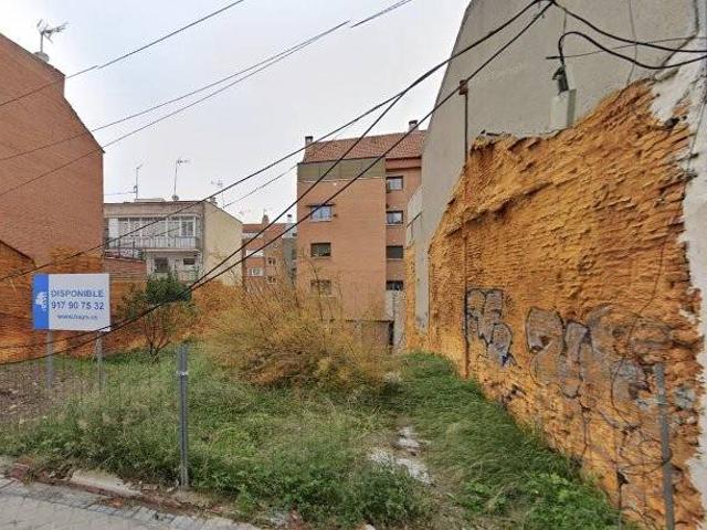 Terreno en venta en Madrid, Valdeacederas