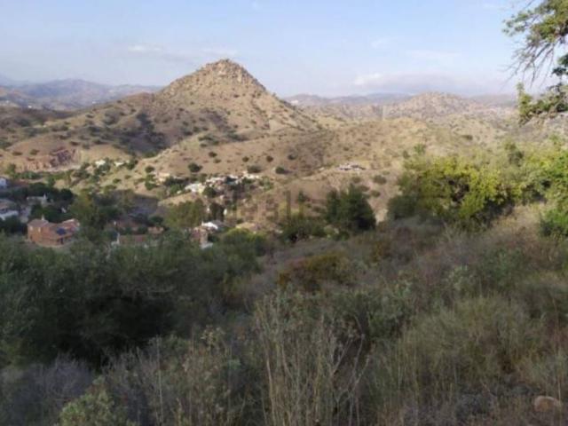 Terreno en venta en El Cortijuelo-Junta de los Caminos, Málaga