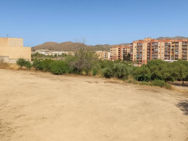 Terreno en venta en Málaga, Las Flores