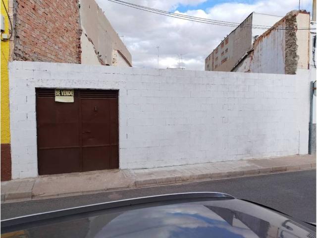 Terreno en venta en Manzanares, Castilla-La Mancha