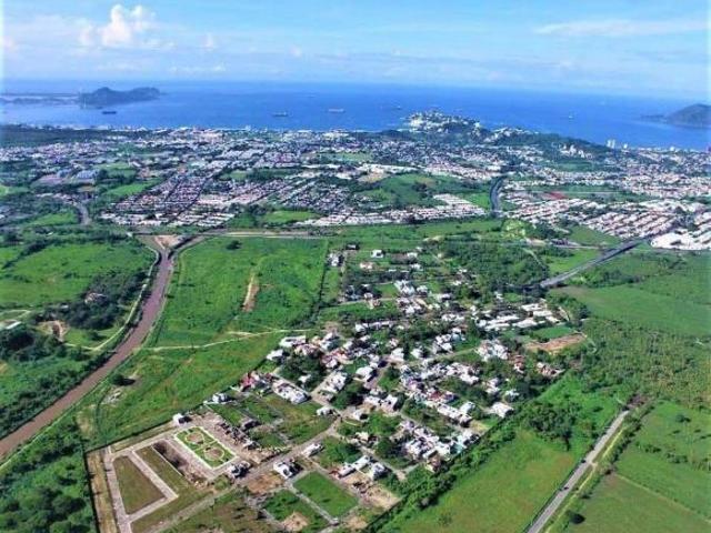 Terreno en venta en Manzanillo, Colima