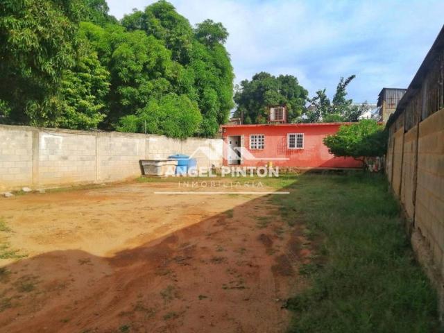 Terreno en venta en Cacique Mara, Maracaibo