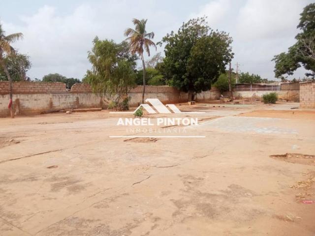 Terreno en venta en Cacique Mara, Maracaibo