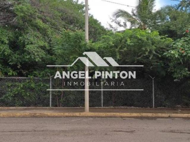 Terreno en venta en Cacique Mara, Maracaibo