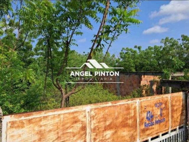 Terreno en venta en Cacique Mara, Maracaibo