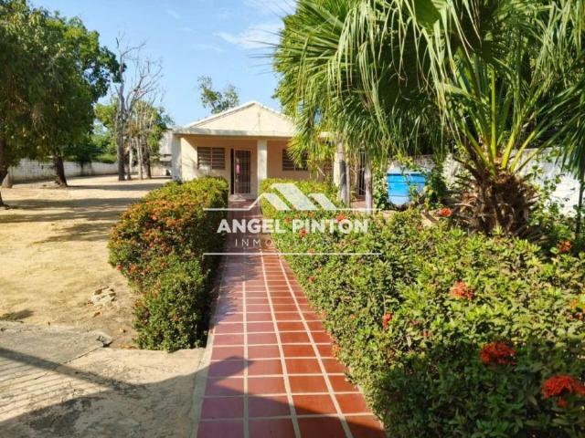Terreno en venta en Cacique Mara, Maracaibo