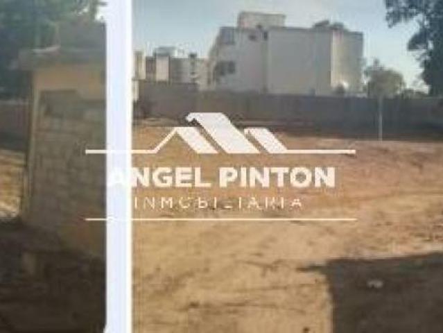 Terreno en venta en Cacique Mara, Maracaibo