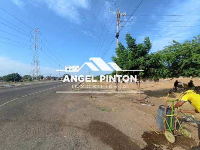 Terreno en venta en Cacique Mara, Maracaibo