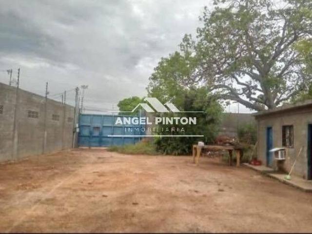 Terreno en venta en Cacique Mara, Maracaibo