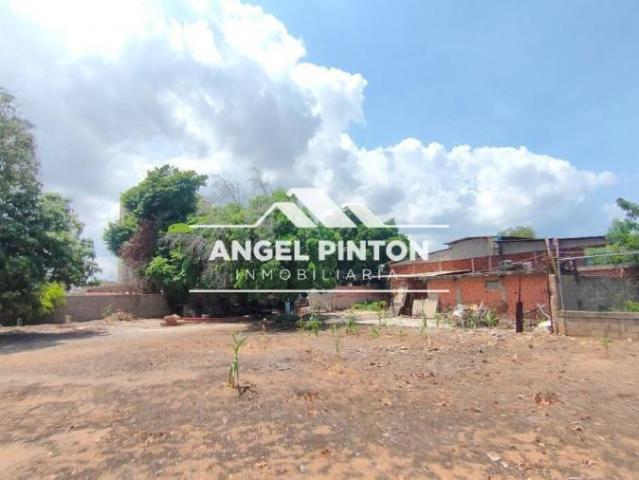 Terreno en venta en Cacique Mara, Maracaibo