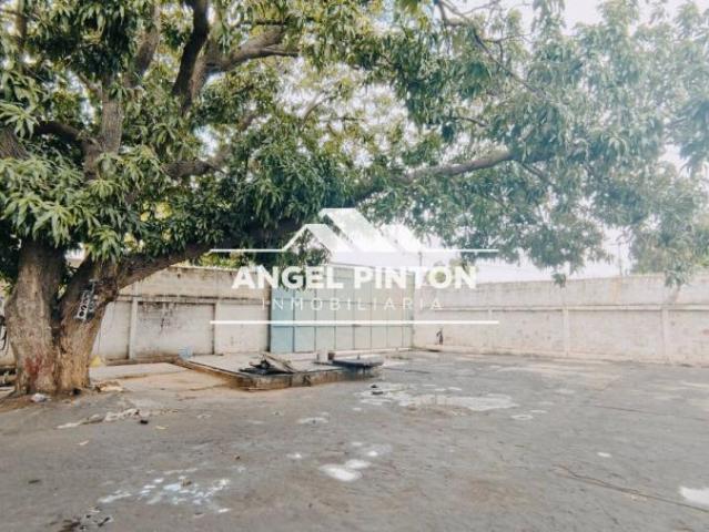 Terreno en venta en Cacique Mara, Maracaibo