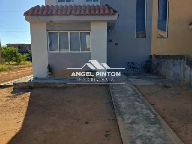 Terreno en venta en Cacique Mara, Maracaibo