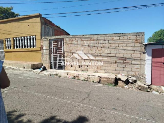 Terreno en venta en Cacique Mara, Maracaibo