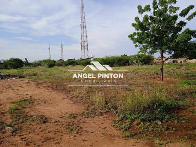 Terreno en venta en Cacique Mara, Maracaibo