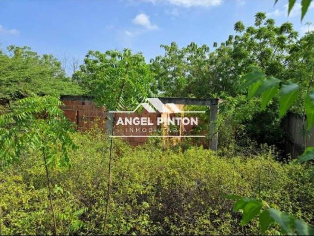 Terreno en venta en Cacique Mara, Maracaibo