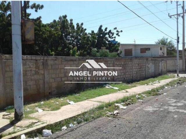 Terreno en venta en Cacique Mara, Maracaibo