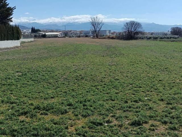 Terreno en venta en Maracena