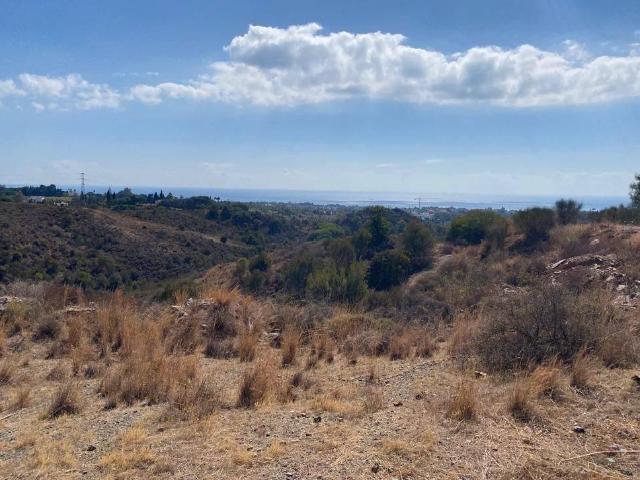 Terreno en venta en Marbella, Nagüeles