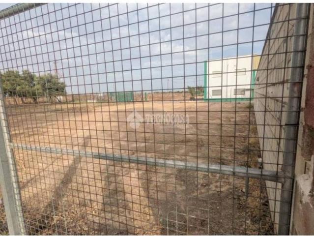 Terreno en venta en Marchena, Andalucía