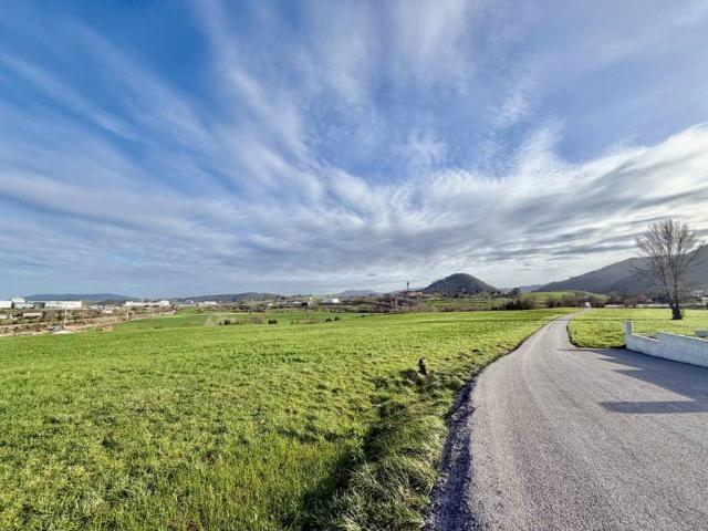 Terreno en venta en Medio Cudeyo, Cantabria