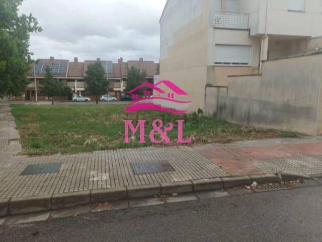 Terreno en venta en Mérida, Badajoz