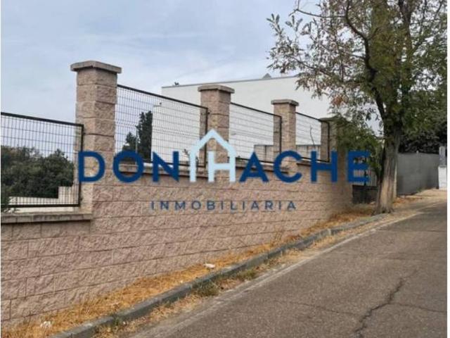 Terreno en venta en Mérida, Badajoz