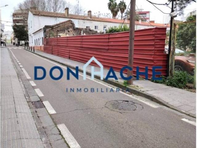Terreno en venta en Mérida, Badajoz
