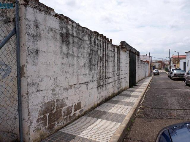 Terreno en venta en Mérida, Extremadura