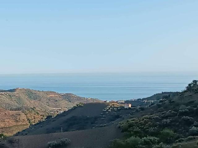 Terreno en venta en Moclinejo