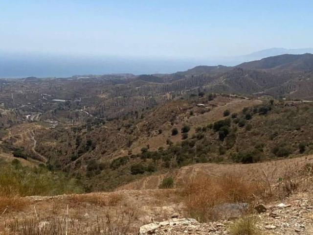 Terreno en venta en Moclinejo