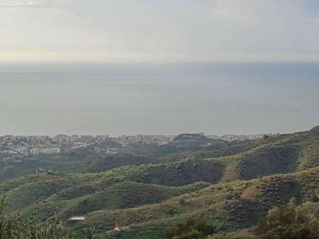 Terreno en venta en La Axarquía, Andalucía