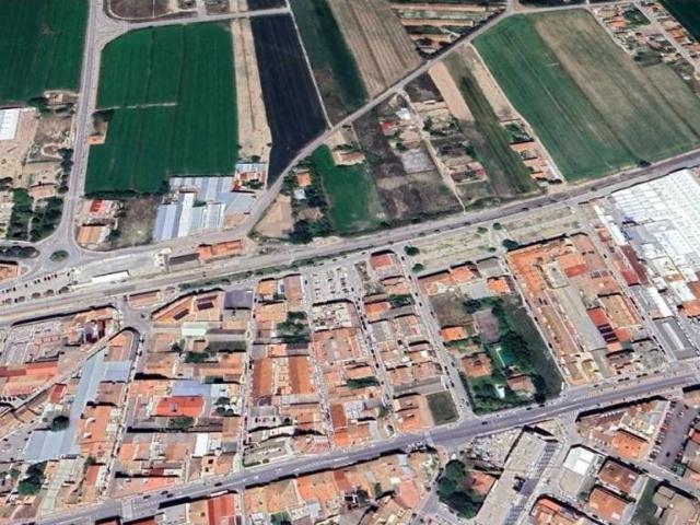 Terreno en venta en Pla d'Urgell, Catalunya