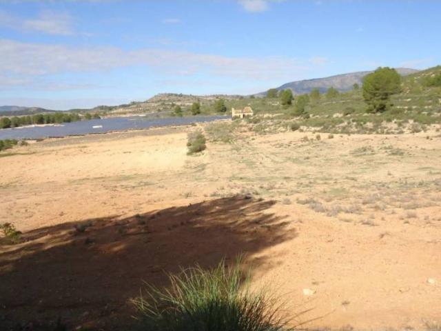Terreno en venta en el Vinalopó Mitjà / El Vinalopó Medio, Valencia