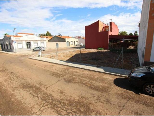 Terreno en venta en Montijo, Extremadura