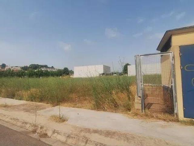 Terreno en venta en Montroi / Montroy, València / Valencia