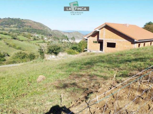 Terreno en venta en Morcín, Asturias