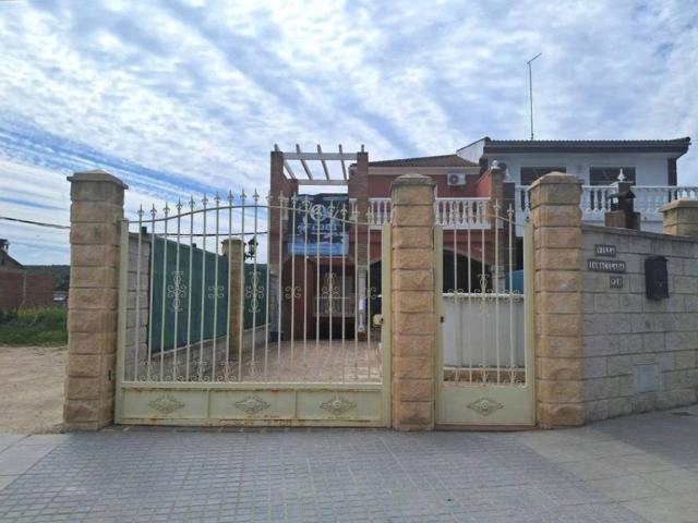 Terreno en venta en Moriles, Andalucía