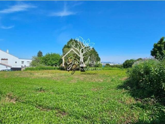 Terreno en venta en Ferrol, Galicia