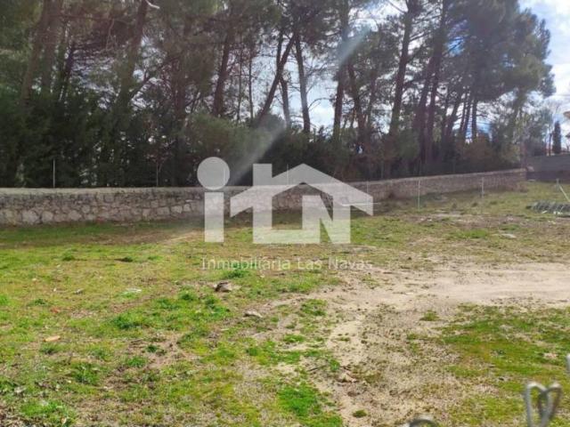 Terreno en venta en Navalperal De Pinares, Castilla y León