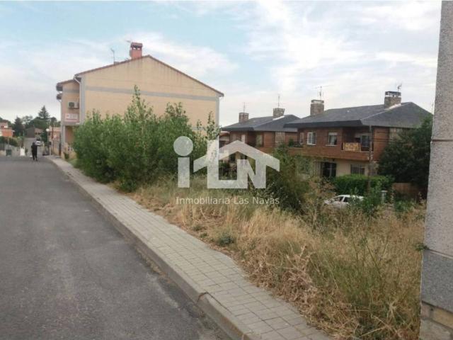 Terreno en venta en Navalperal De Pinares, Castilla y León