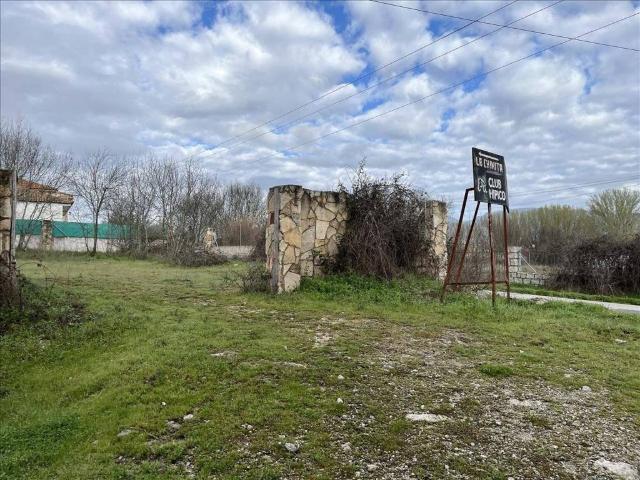 Terreno en venta en Navaluenga, Castilla y León