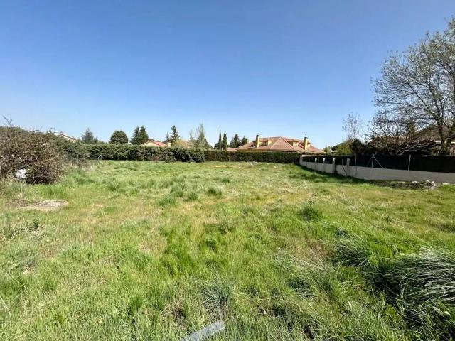 Terreno en venta en Navas De Riofrío, Castilla y León