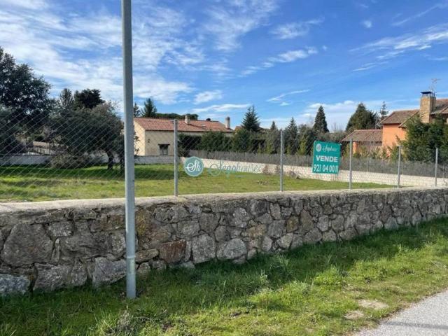 Terreno en venta en Navas De Riofrío, Segovia