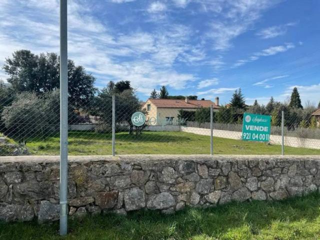 Terreno en venta en Navas De Riofrío, Castilla y León