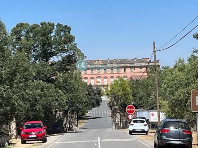 Terreno en venta en Navas De Riofrío, Segovia