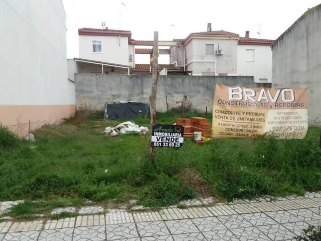 Terreno en venta en Navas Del Madroño, Extremadura